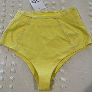 Chaser‎ classic Betty lace underwear High waisted NWT Medium Yellow stretch bra